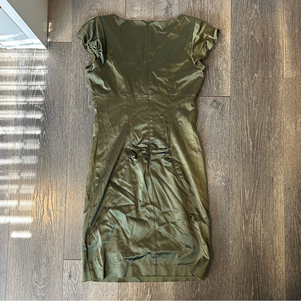 Elegant Olive Green Dress - Picture 2 of 3